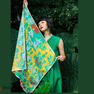 Green silk scarf printed with Youth Garden